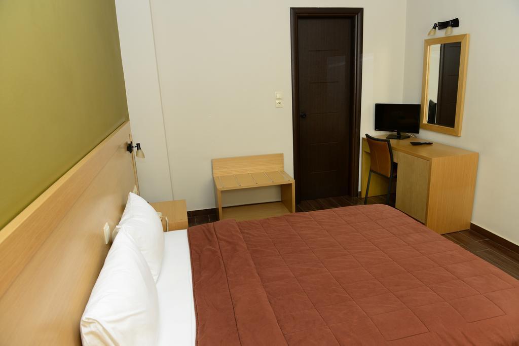 Ionion Hotel كيوبارِسِيا المظهر الخارجي الصورة