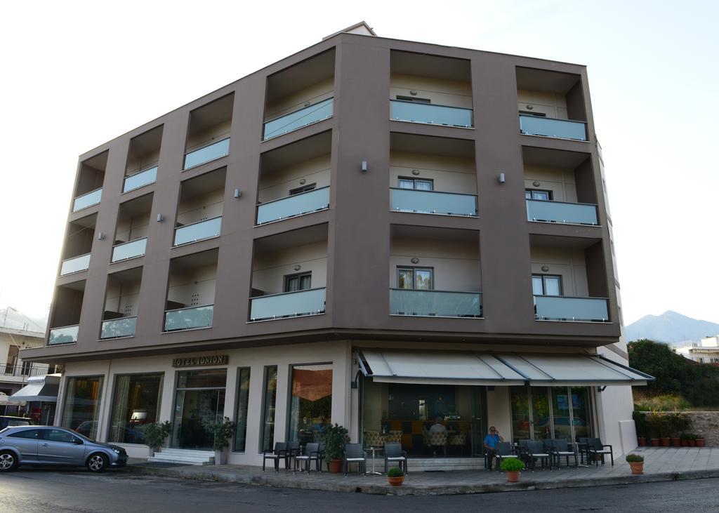 Ionion Hotel كيوبارِسِيا المظهر الخارجي الصورة